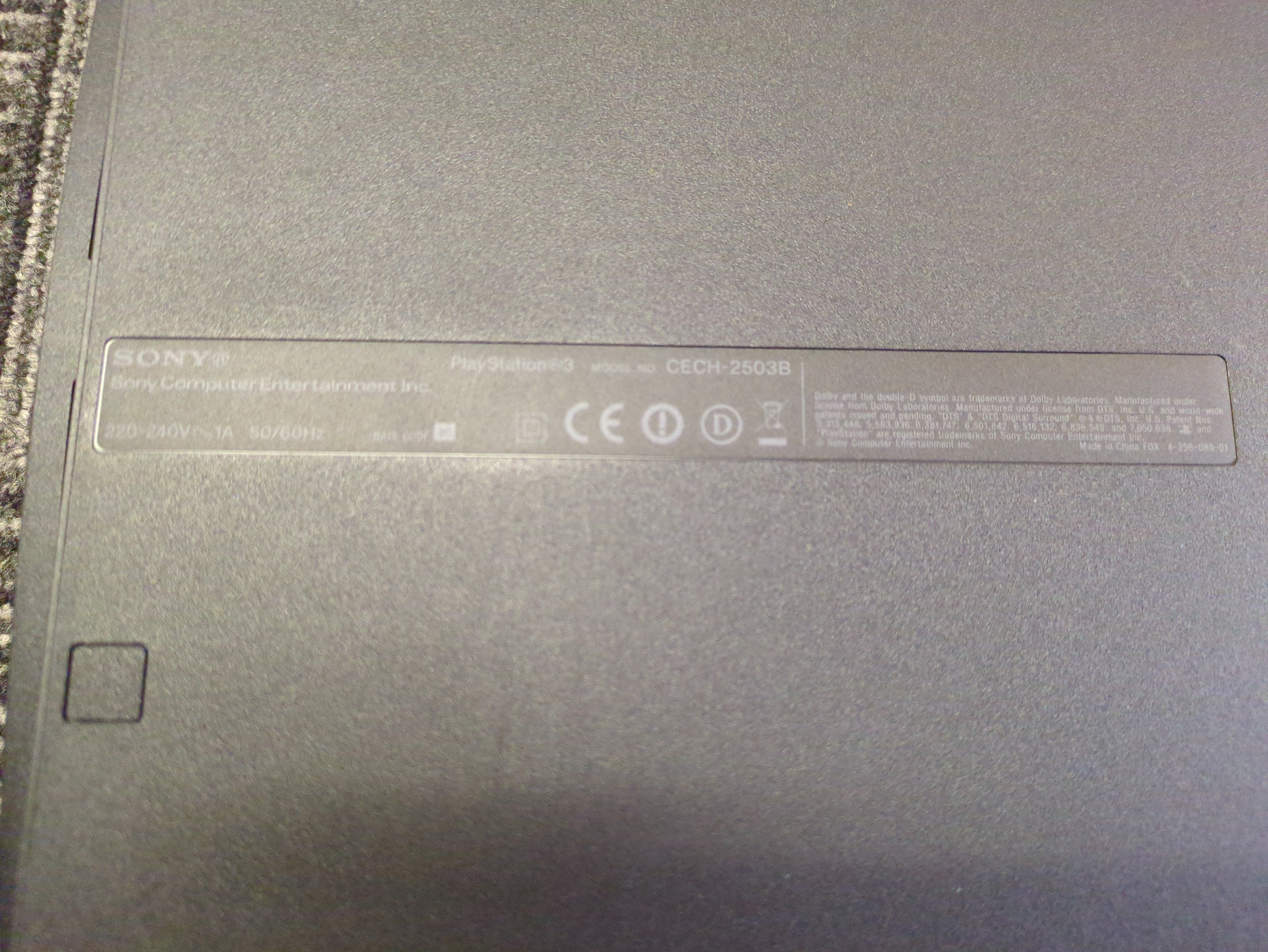 Sony PlayStation 3 Slim PS3 Black Console 320GB Sony PlayStation 3 Slim PS3 Black Console 320GB